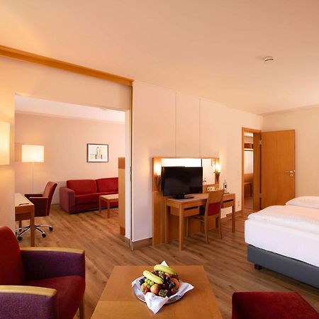 โดลเช บาย วินด์แฮม บัด เนาไฮม์ Hotel บัดเนาไฮม์ ภายนอก รูปภาพ