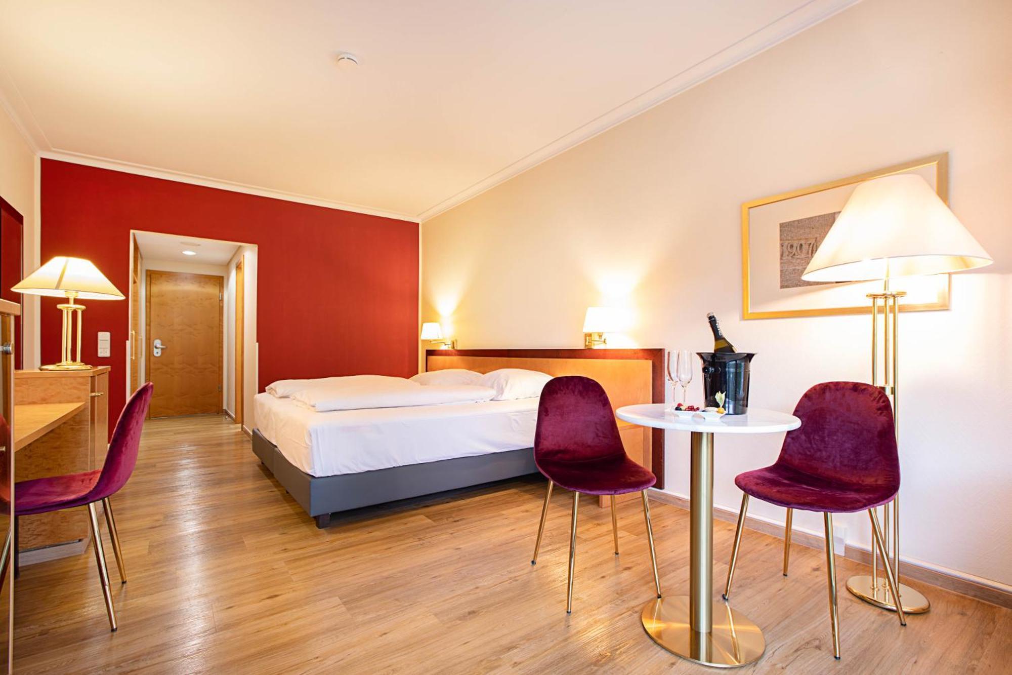 โดลเช บาย วินด์แฮม บัด เนาไฮม์ Hotel บัดเนาไฮม์ ภายนอก รูปภาพ