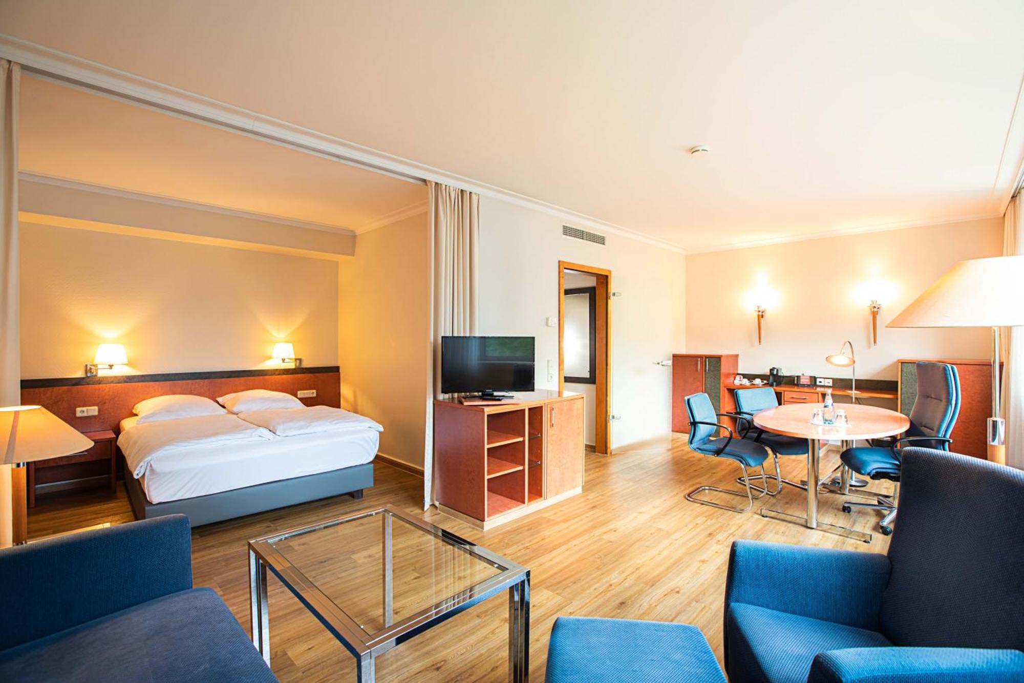 โดลเช บาย วินด์แฮม บัด เนาไฮม์ Hotel บัดเนาไฮม์ ภายนอก รูปภาพ
